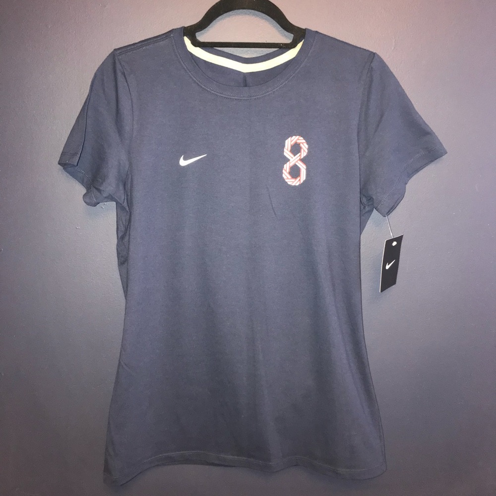 NWT Nike Dempsey Tee
